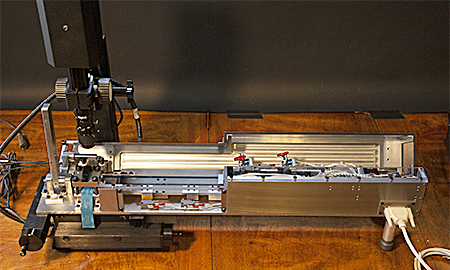 The scissors tester apparatus, complete with digital microscope.